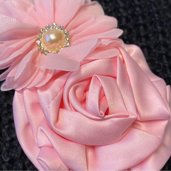 FLOWER AND PEARL RHINESTONE BABY STRETCHY HEADBAND - Picture 4 of 4